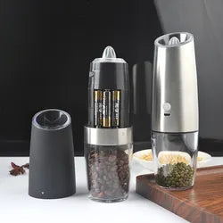 Electric Pepper and Salt Grinder Set